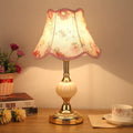 Blomstret bordlampe