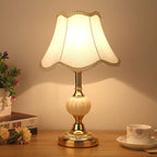 Blomstret bordlampe