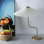 Plisseret bordlampe