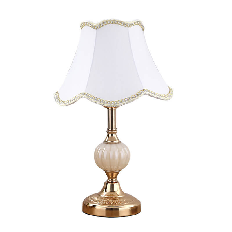 Blomstret bordlampe
