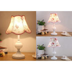 Blomstret bordlampe