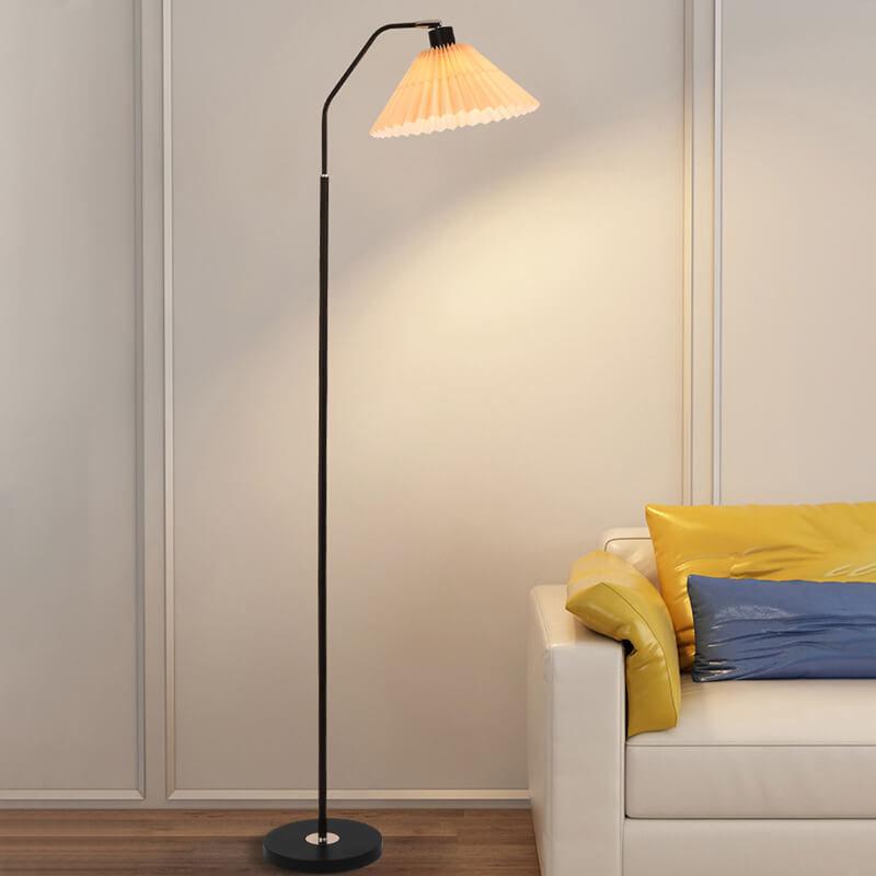 Plisseret gulvlampe