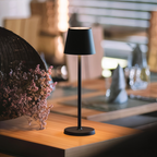 NORDLUMA – Genopladelig LED Bordlampe