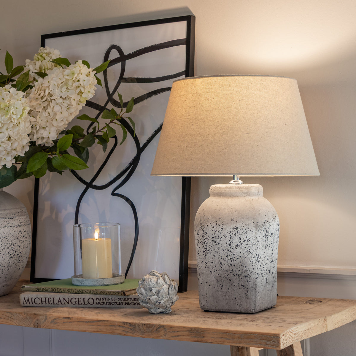 Rustic stenbordlampe