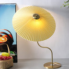 Plisseret bordlampe