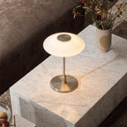 Svensk designer bordlampe