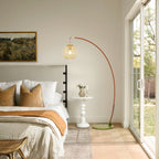 Buet gulvlampe