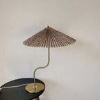Plisseret bordlampe