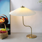 Plisseret bordlampe