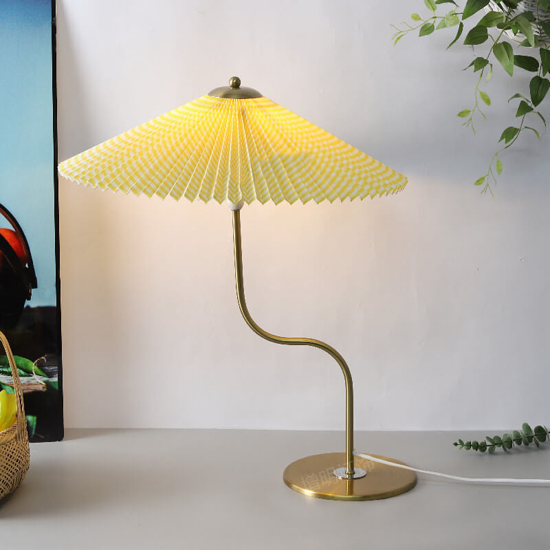 Plisseret bordlampe