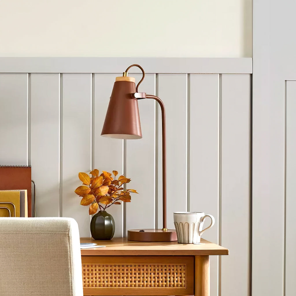 Justerbar skrivebordslampe