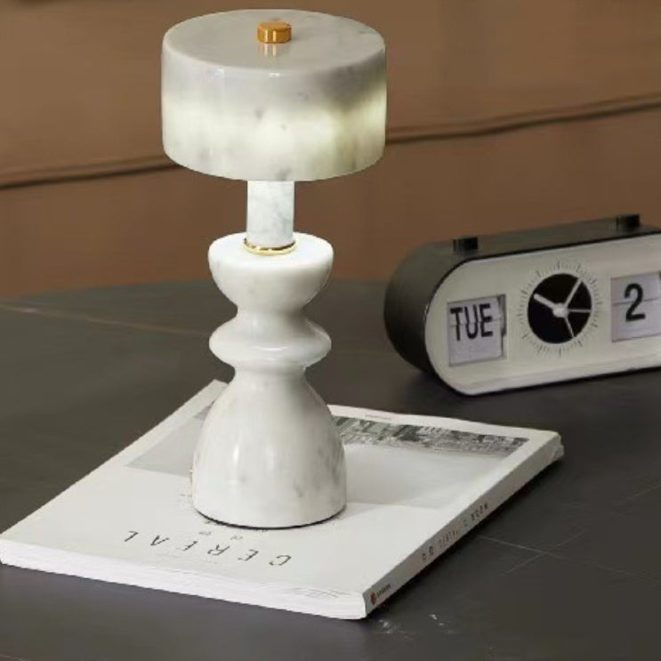 Minimalistisk LED bordlampe