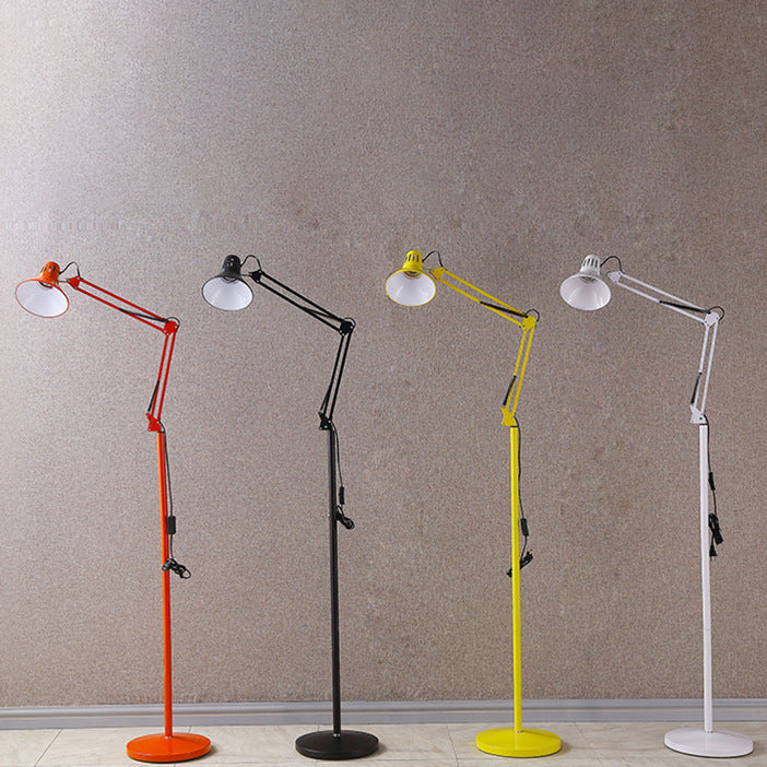 Drejelig gulvlampe