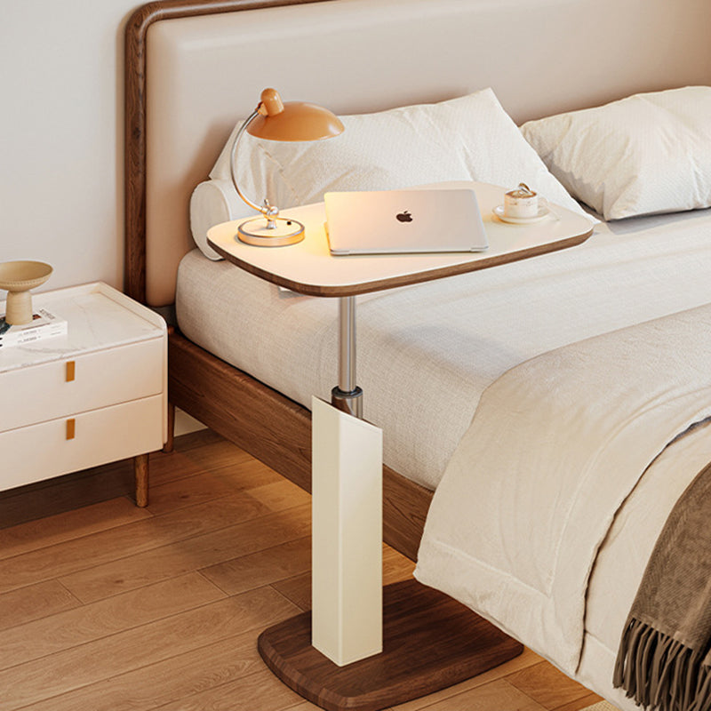 Justerbart sidebord