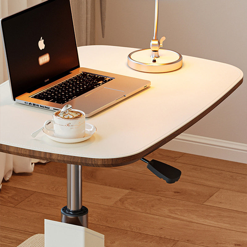 Justerbart sidebord