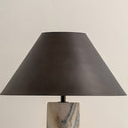 Cline marmor bordlampe