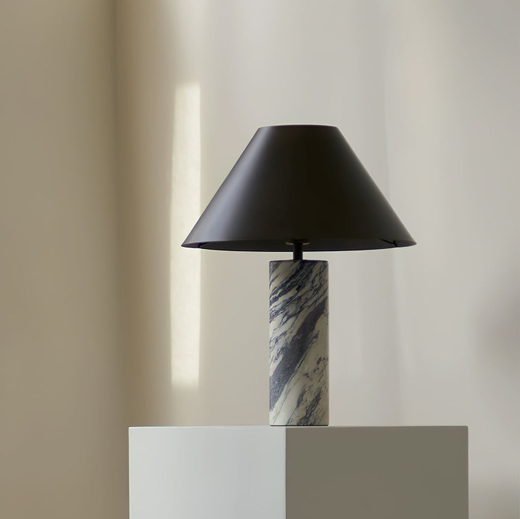 Cline marmor bordlampe