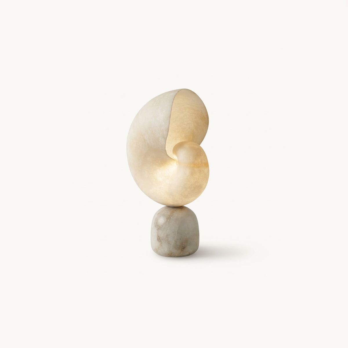 Conch alabast bordlampe