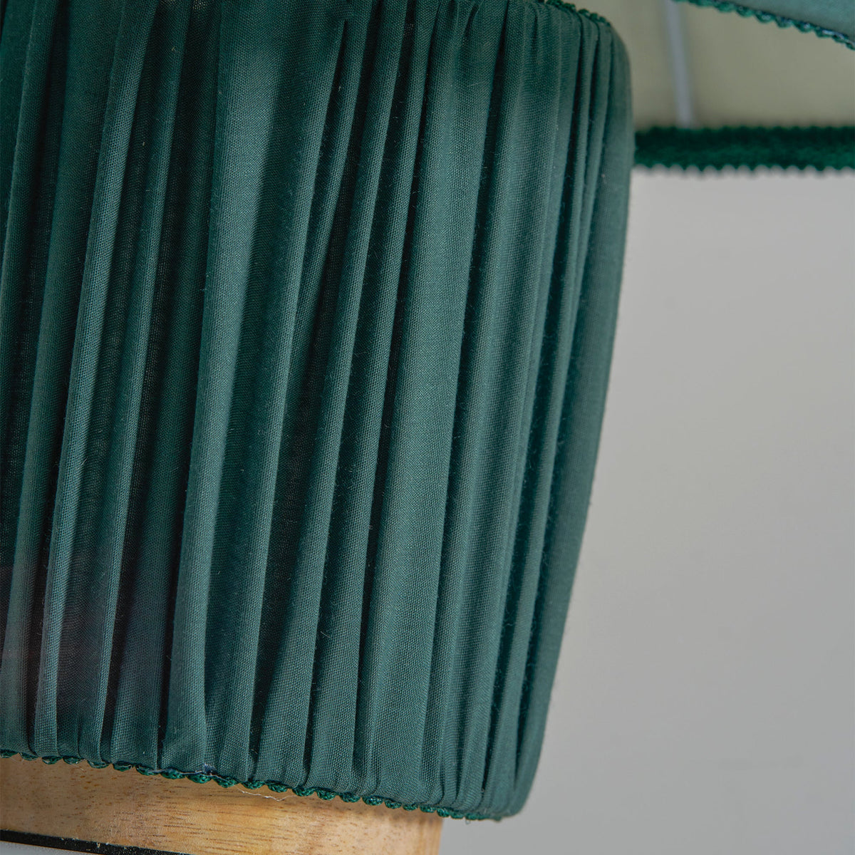 Corrine bordlampe