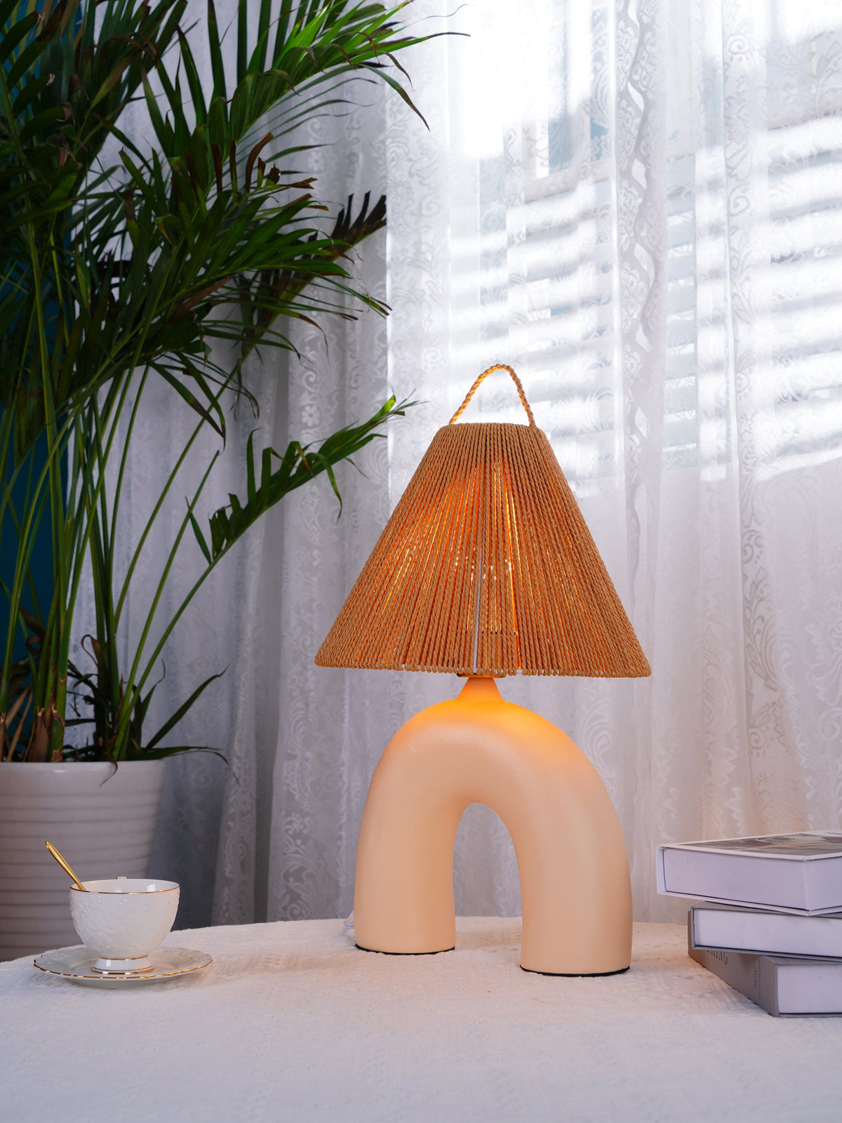 Volta keramisk bordlampe