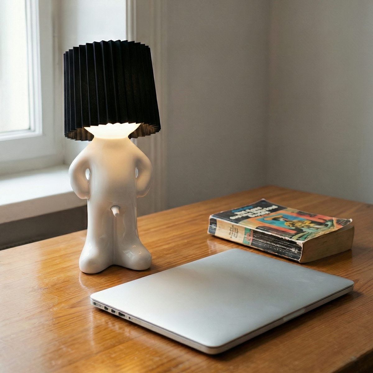 HERR – Genopladelig LED Bordlampe