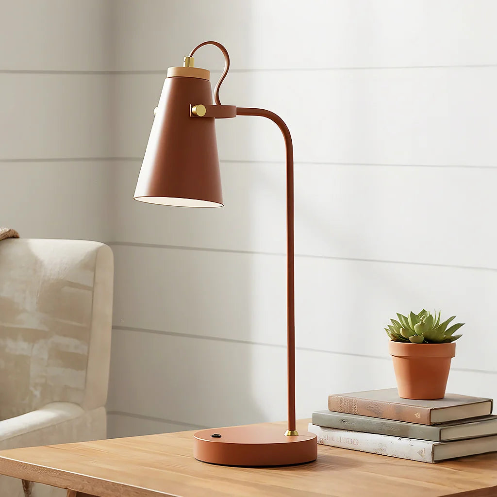 Justerbar skrivebordslampe