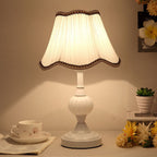 Blomstret bordlampe