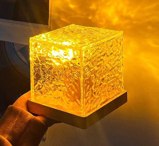 LUXOCEAN – LED Natlys Bølgeprojektor