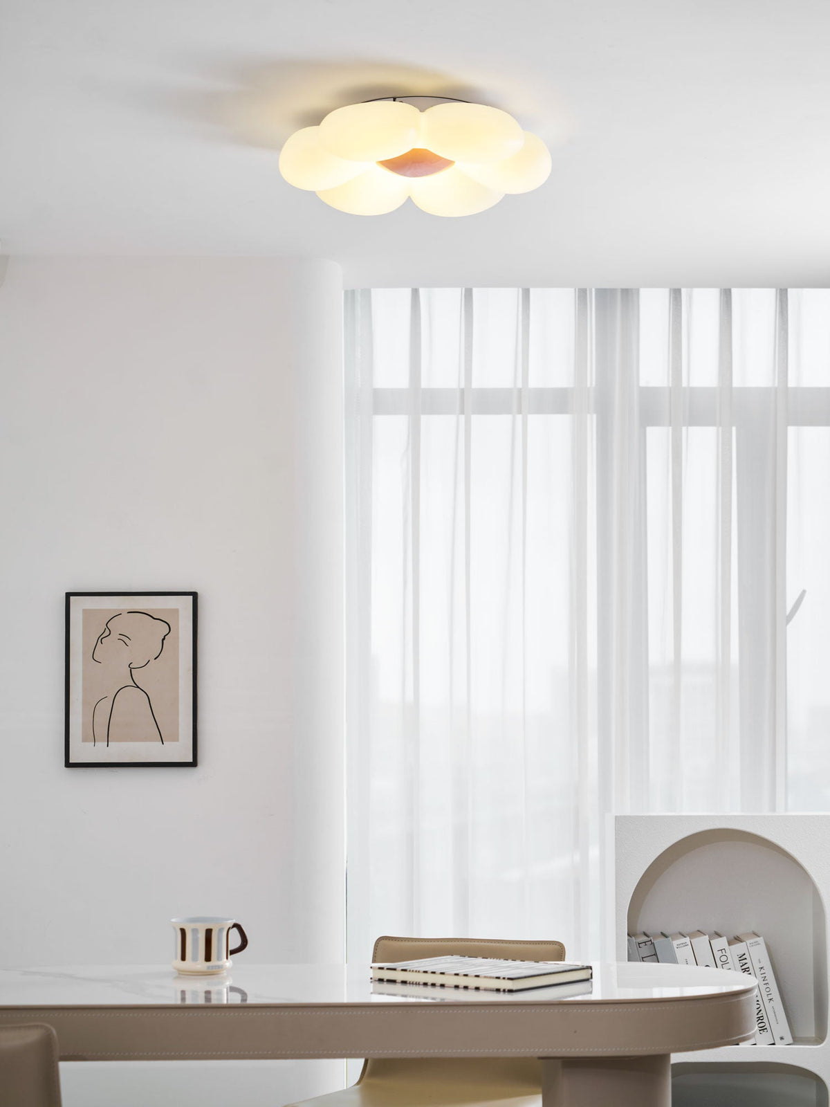 Loftlampe med seks blomsterblade