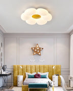 Loftlampe med seks blomsterblade