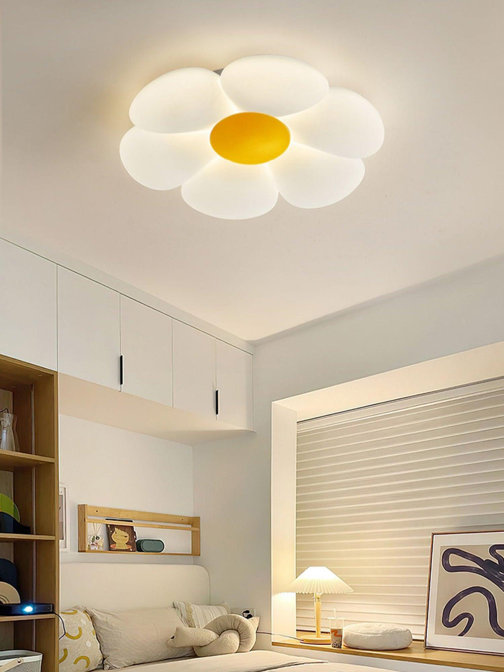 Loftlampe med seks blomsterblade