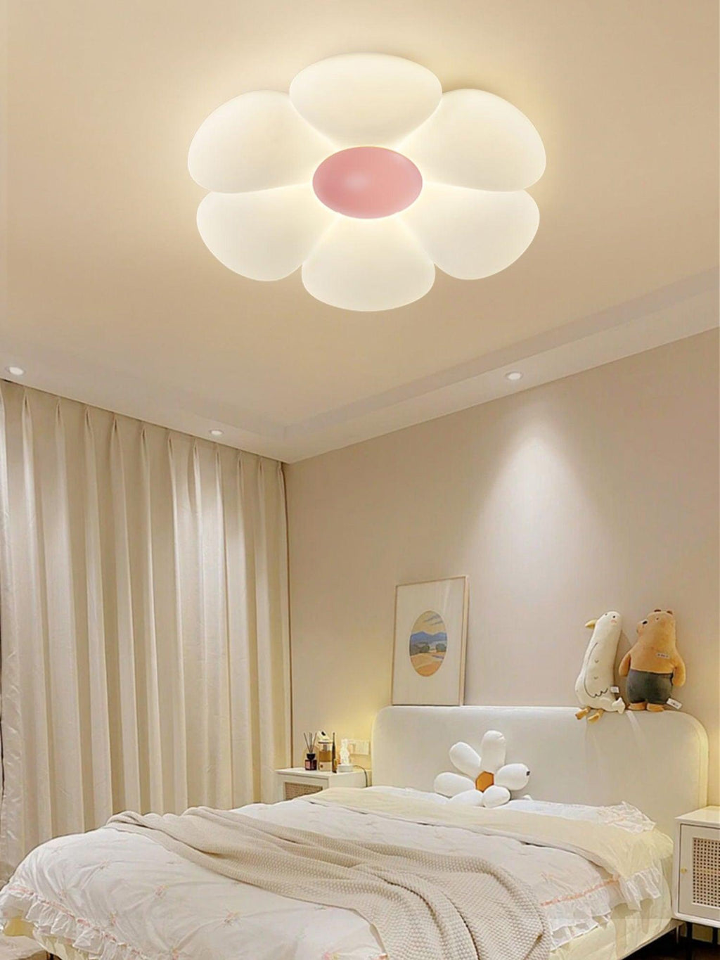 Loftlampe med seks blomsterblade