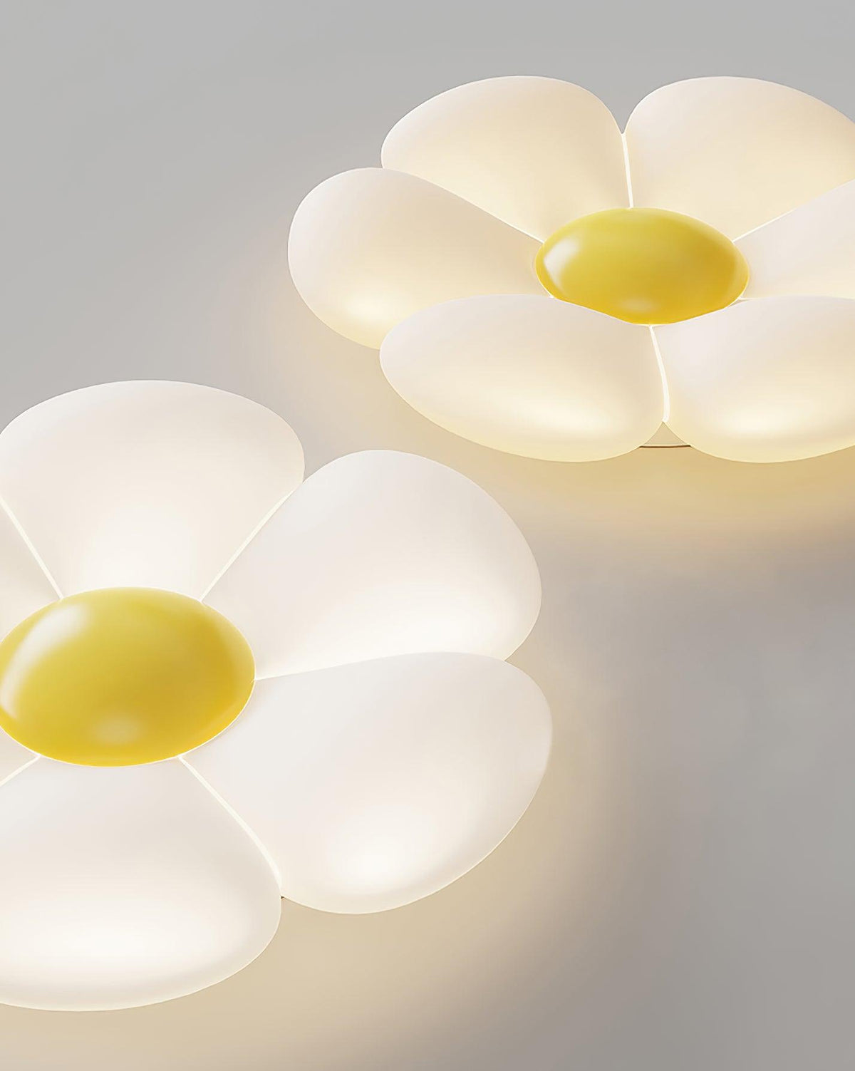 Loftlampe med seks blomsterblade