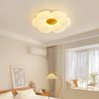 Loftlampe med seks blomsterblade