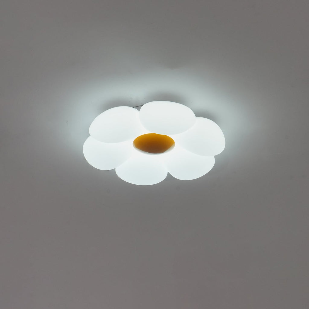 Loftlampe med seks blomsterblade