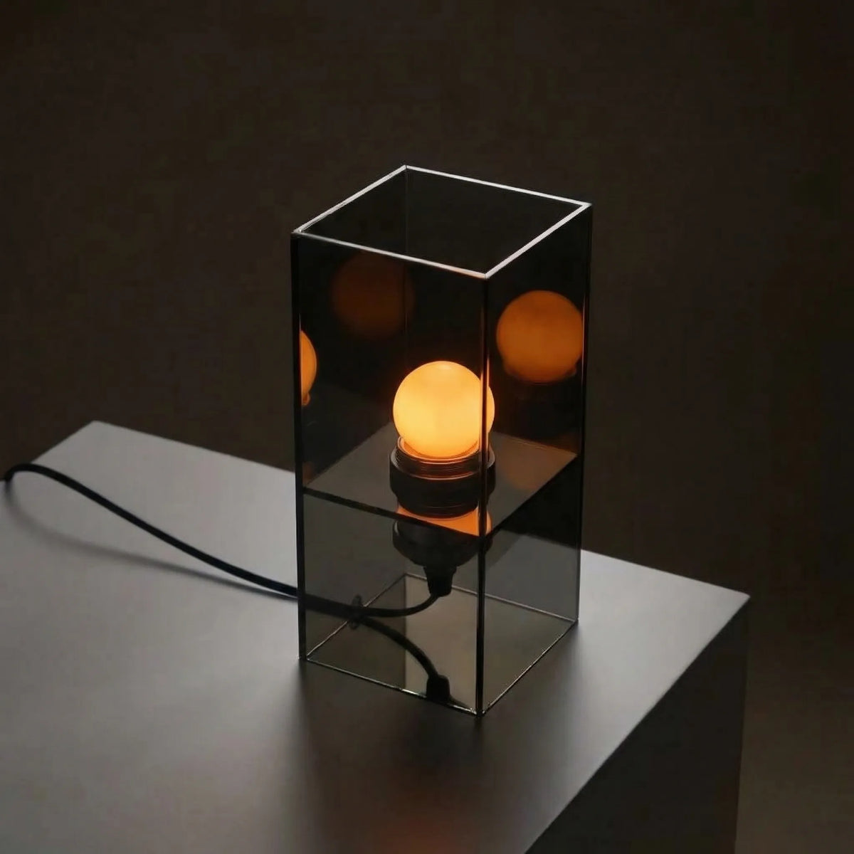 Guzzi Hourglass bordlampe