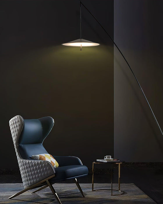Tilted gulvlampe