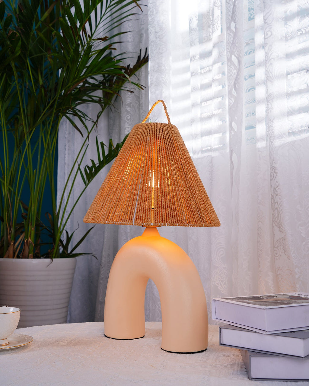 Volta keramisk bordlampe