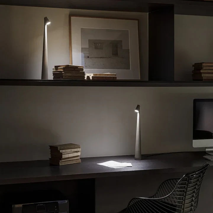 GLOWTAP – Genopladelig LED Bordlampe