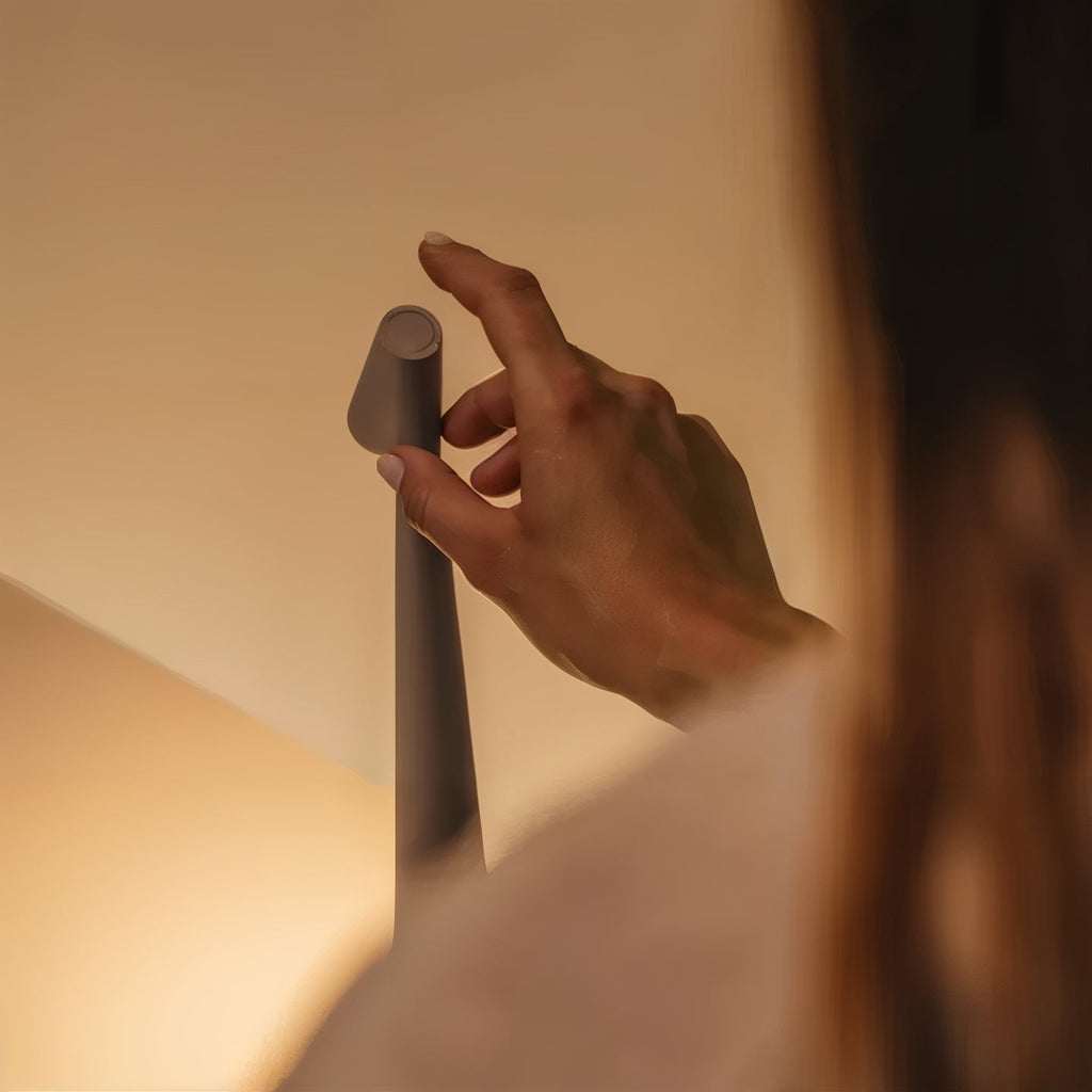GLOWTAP – Genopladelig LED Bordlampe