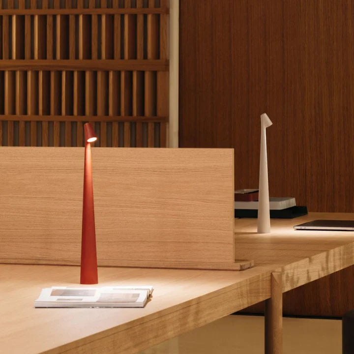 GLOWTAP – Genopladelig LED Bordlampe