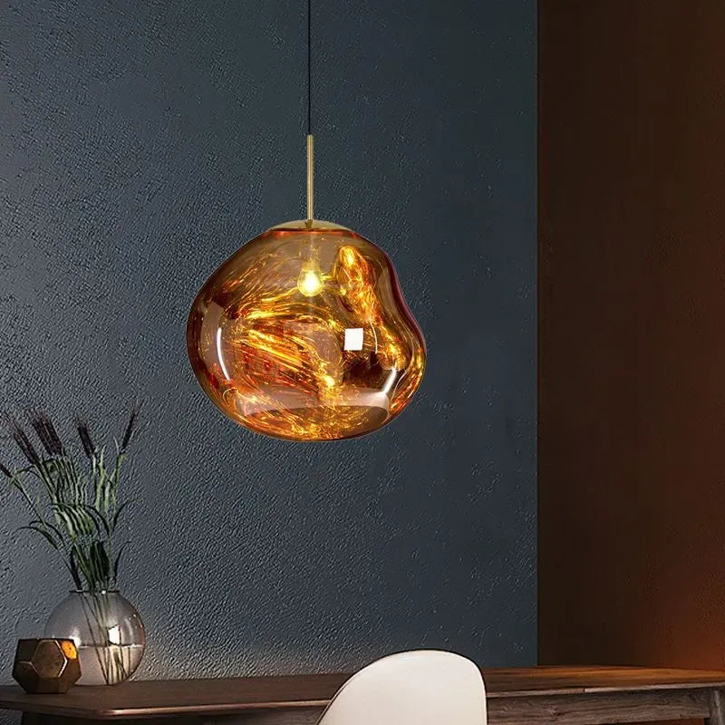 MELORA – LED Pendellampe Lavaeffekt