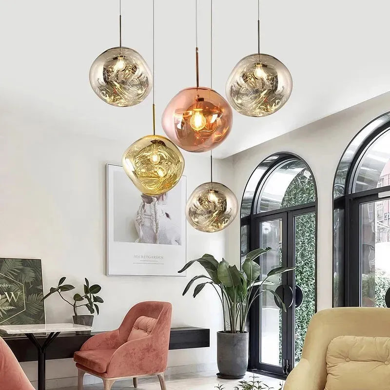 MELORA – LED Pendellampe Lavaeffekt