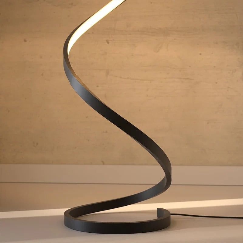 WYND – LED Gulvlampe Gedrejet