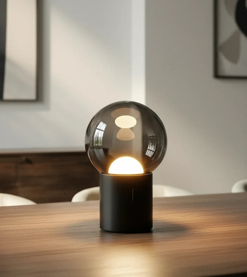 COSMO – Genopladelig LED Bordlampe
