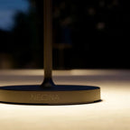 AVA – Genopladelig LED Bordlampe