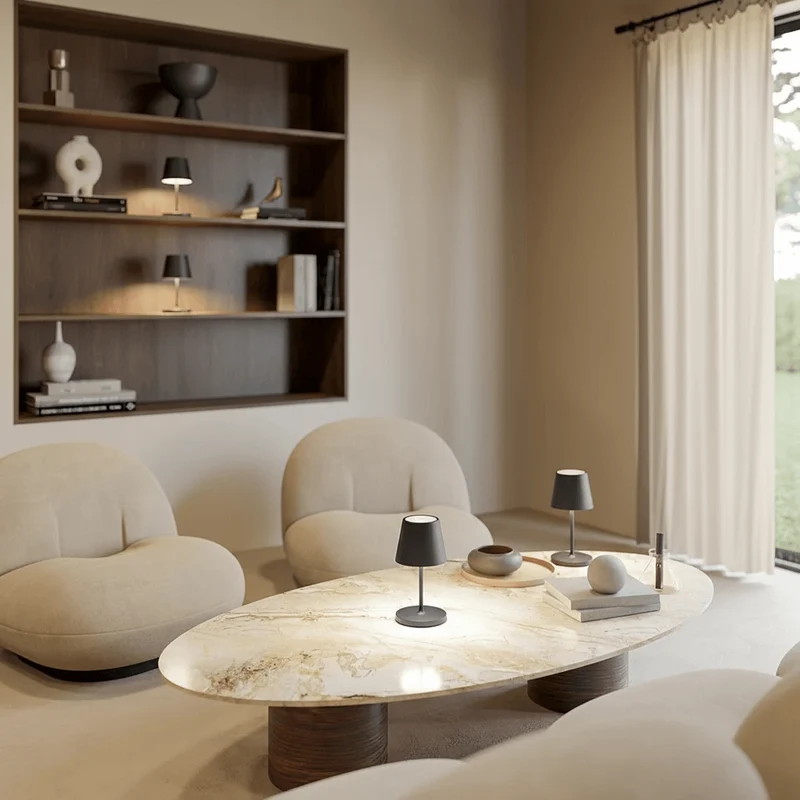 AVA – Genopladelig LED Bordlampe