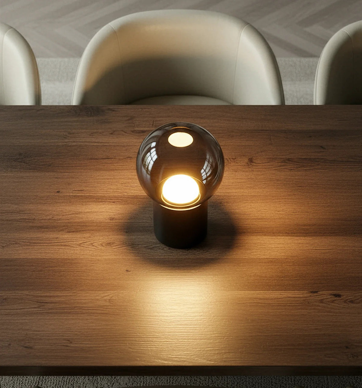 COSMO – Genopladelig LED Bordlampe